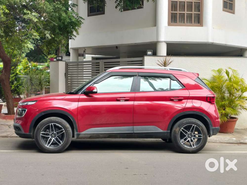 Hyundai Venue Sx Mt, 2022, Diesel