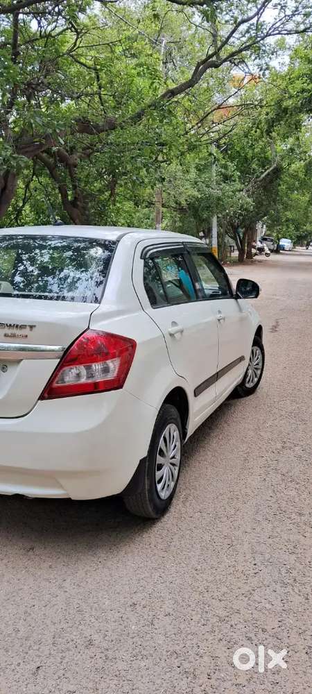 Maruti Suzuki Dzire 1.2 Vxi 2015