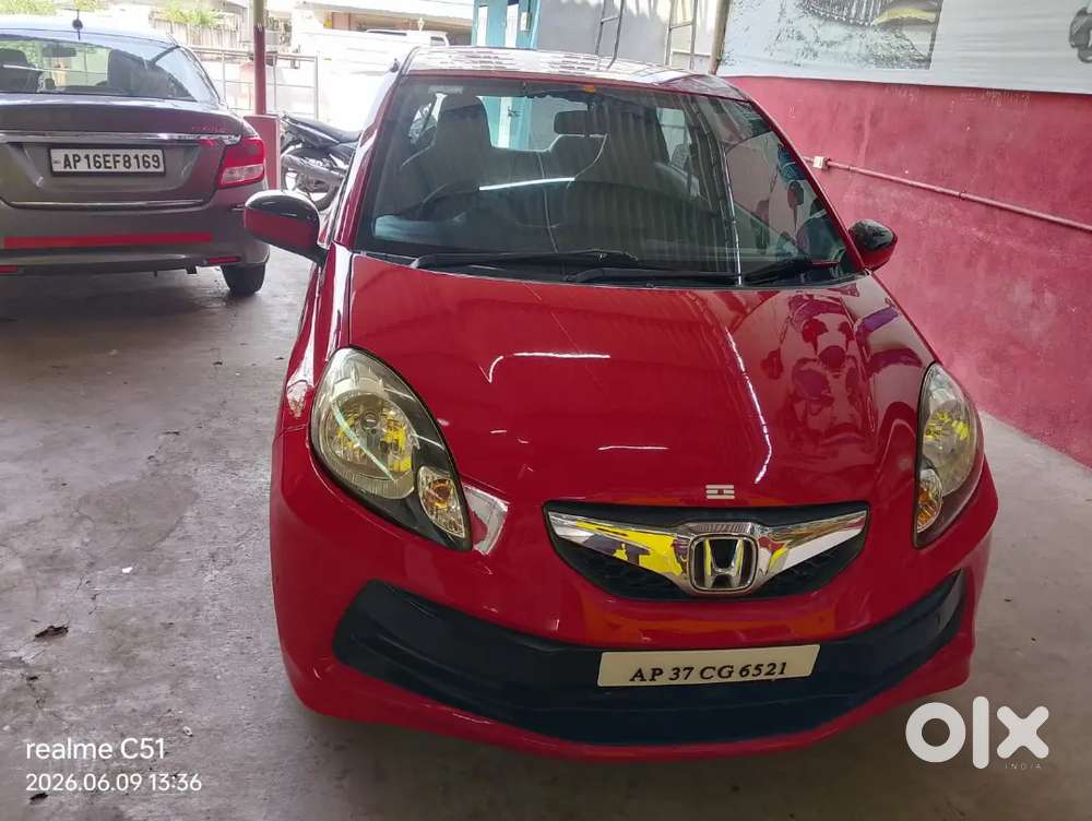 Honda Brio 2015 Petrol Well Maintained