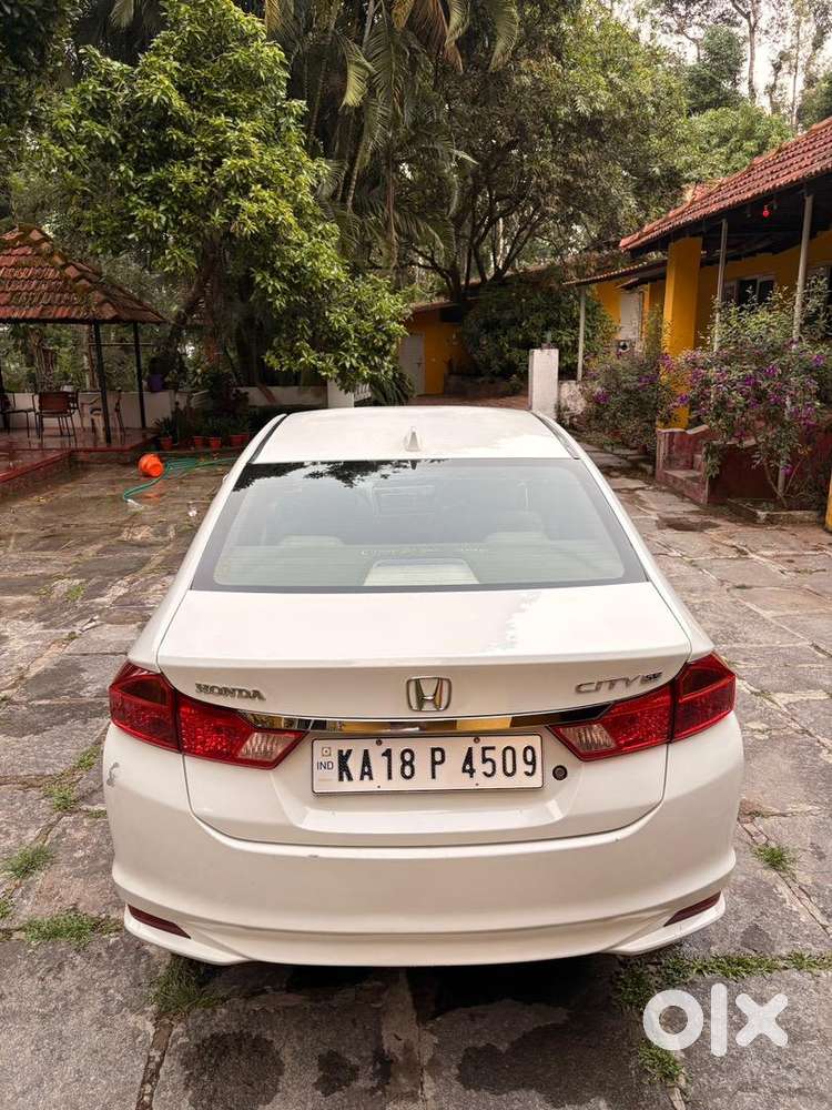 Honda City 2014 Petrol Showroom Maintained