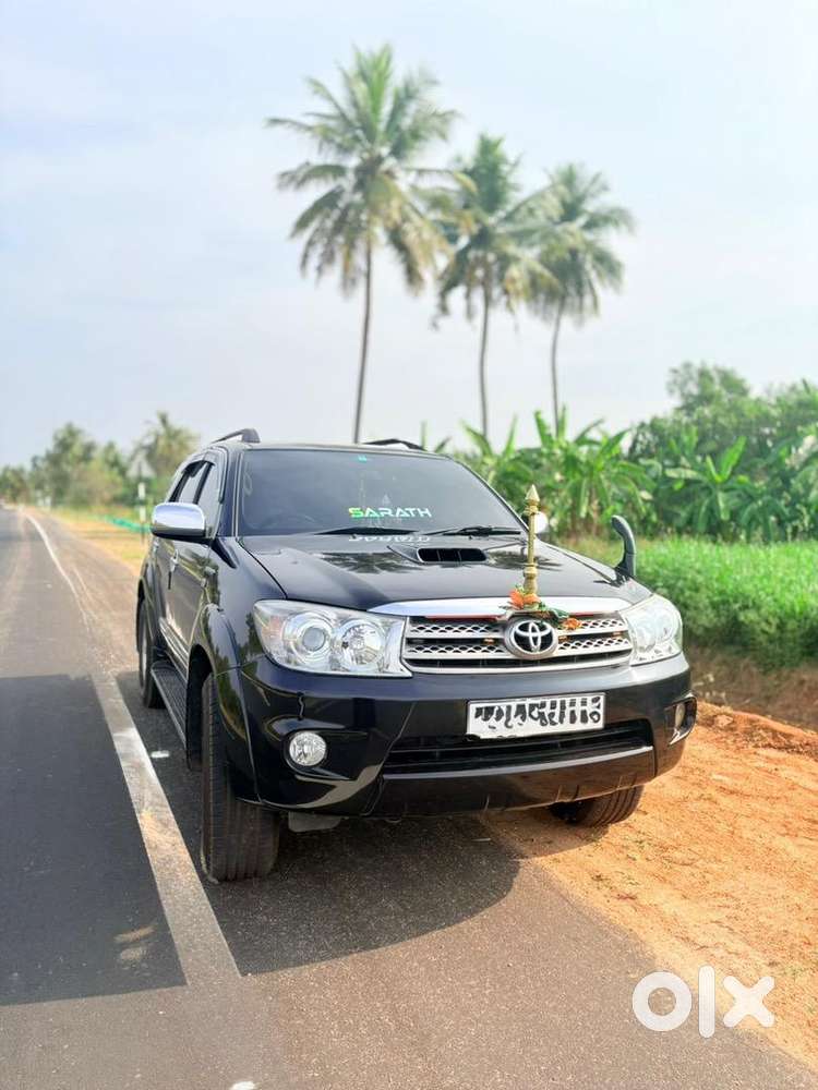 Toyota Fortuner 2012 Diesel Well Maintained