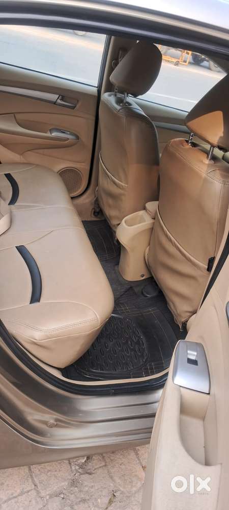 Honda City 2011-2013 V At Exclusive, 2011, Petrol