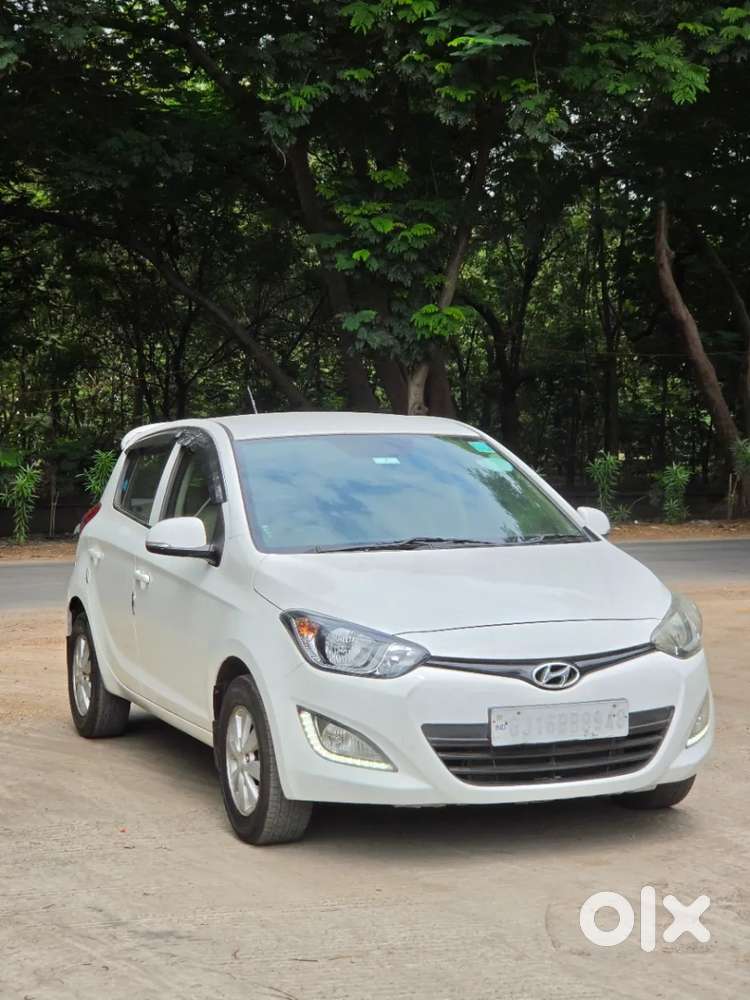 Hyundai I20 Sportz 1.2 Bs-iv, 2013, Petrol
