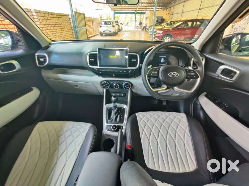 Hyundai Venue 1.0 S (o) Turbo Dct, 2024, Petrol