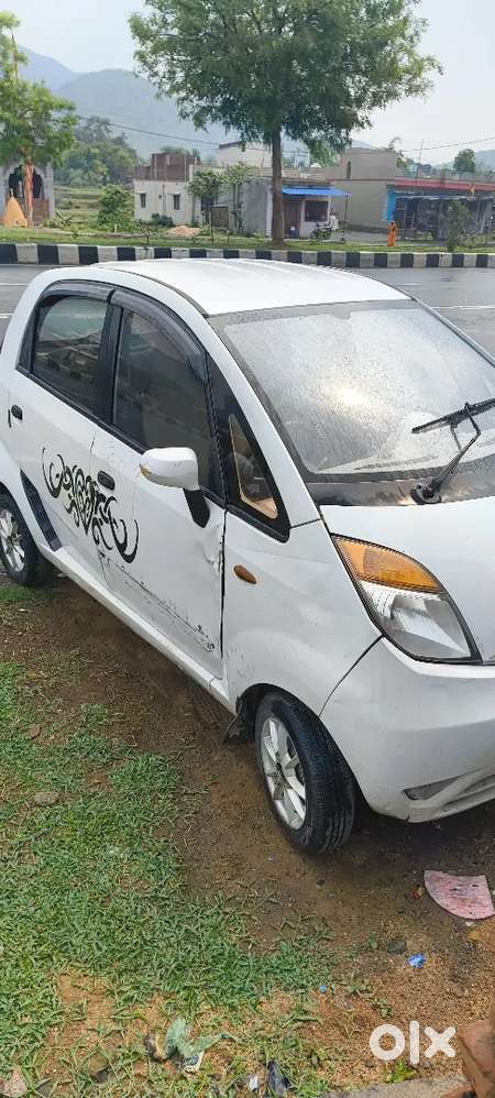 Tata Nano Twist 2013 Petrol