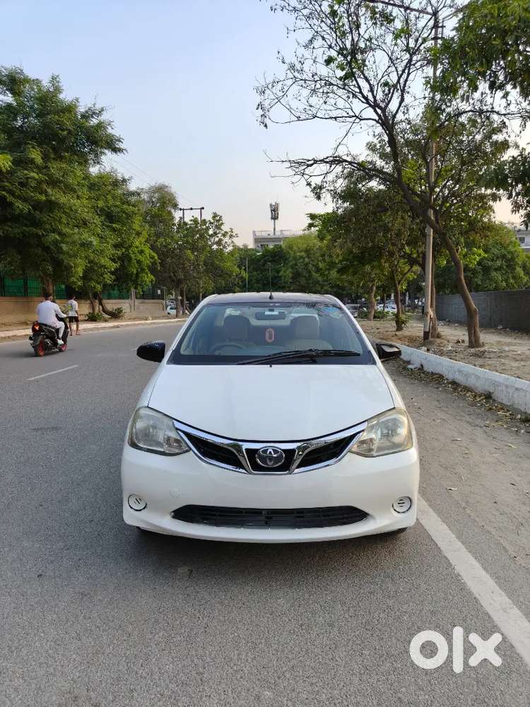 Toyota Etios 2014 Cng & Hybrids Well Maintained