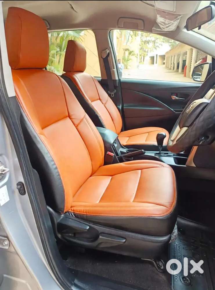 Toyota Innova Crysta 2.8 G