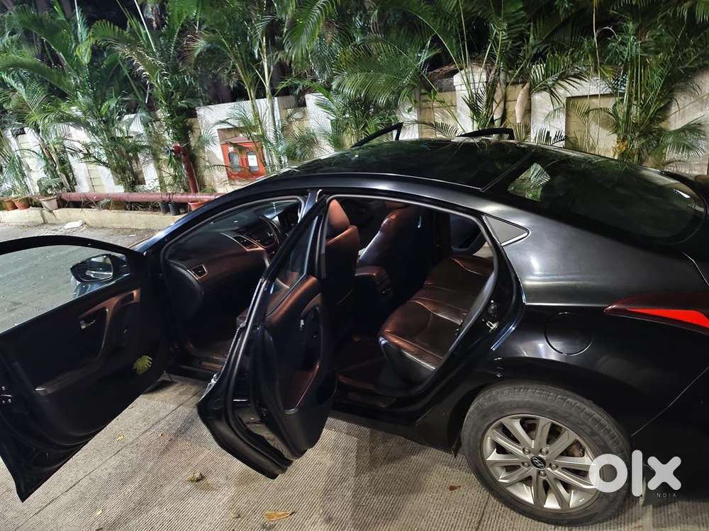 Hyundai New Elantra 2015 Petrol Well Maintained