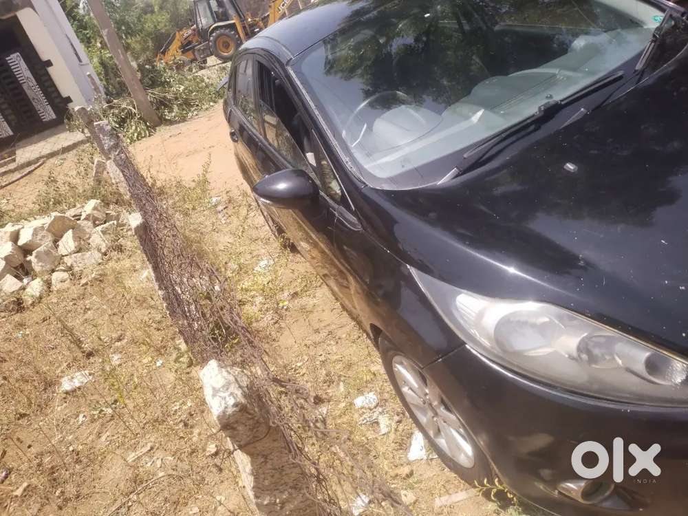 Ford Fiesta 1.6 Exi 2012 Pakka Condition Bike Mileage