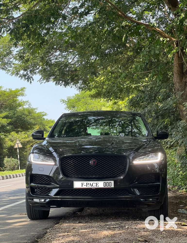 Jaguar Fpace Full Black In Neat And Perfect Condition