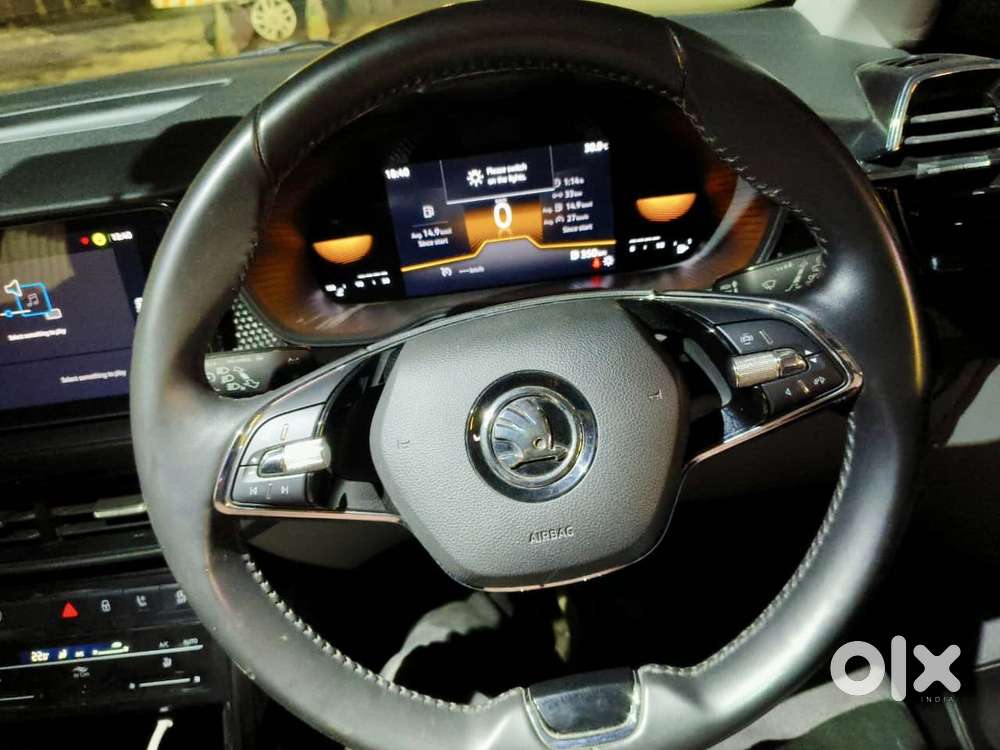 Skoda Kushaq 1.0 Tsi Style, 2022, Petrol