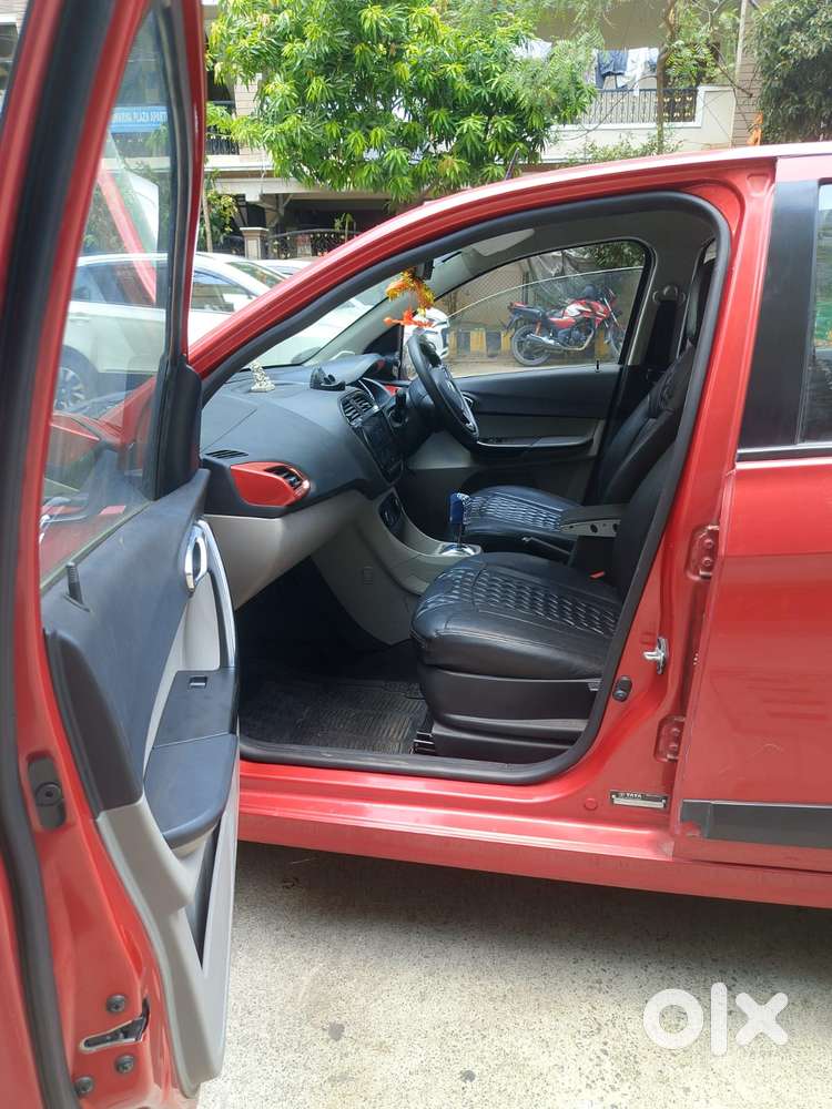 Tata Tiago 1.2 Revotron Xza, 2018, Petrol