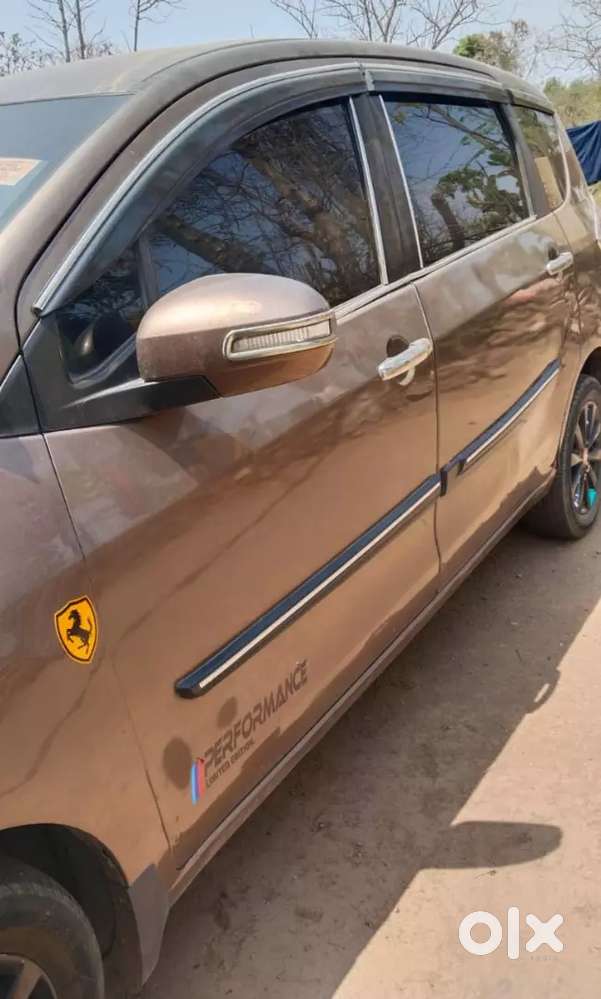 Maruti Suzuki Ertiga 2012 Diesel 100000 Km Driven