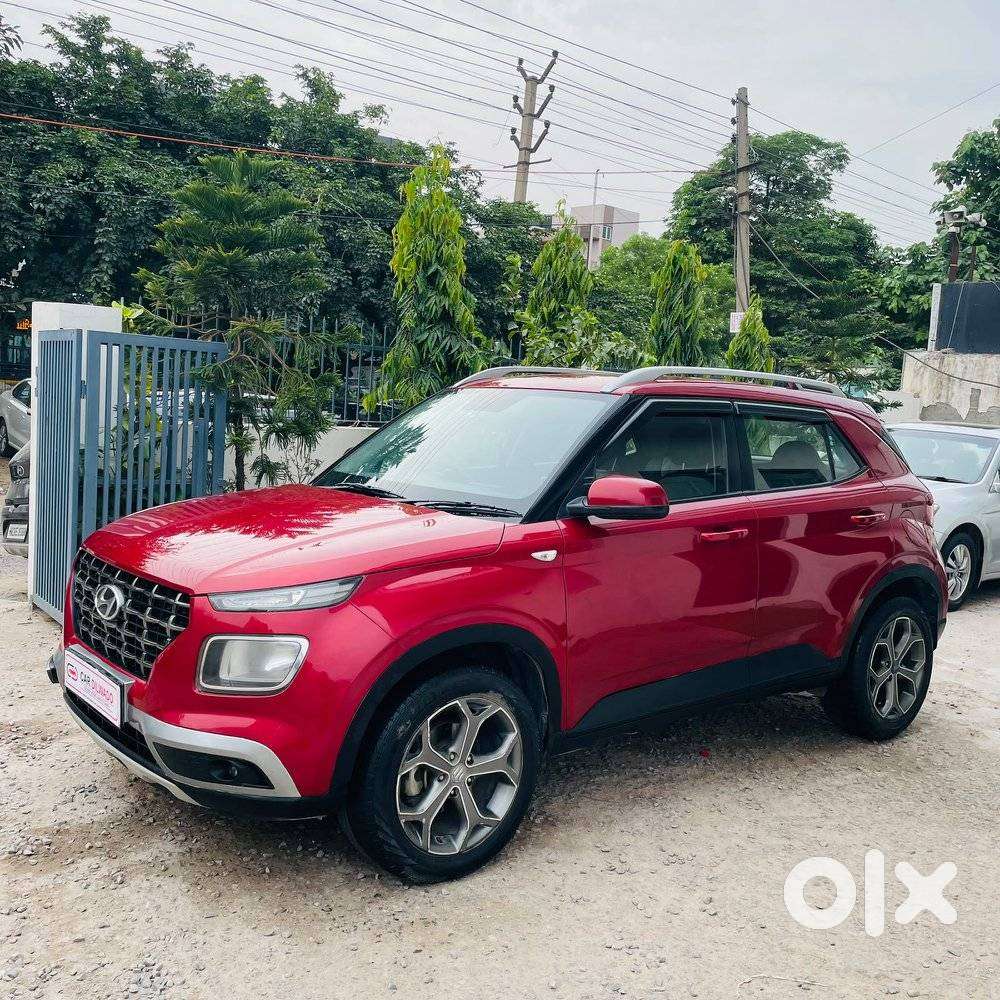 Hyundai Venue S Turbo Dct, 2019, Petrol