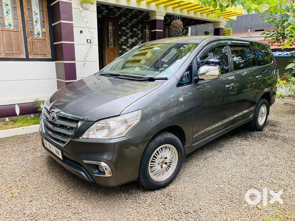 Toyota Innova 2012 Diesel 163000 Km Driven