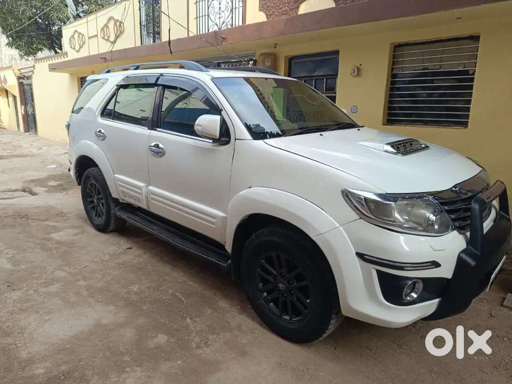 Toyota Fortuner Diesel 2012 Car