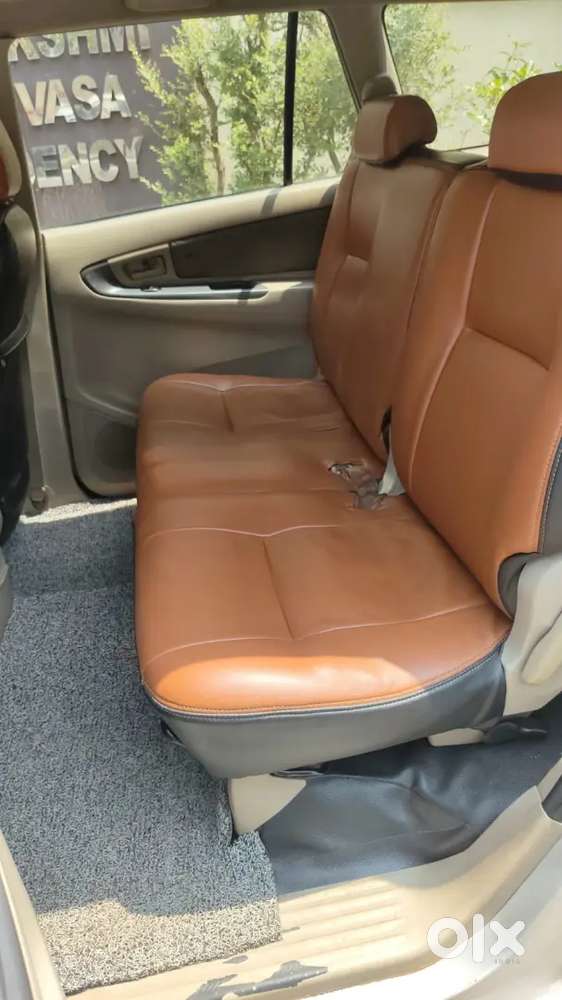 Toyota Innova 2.5 G 2014