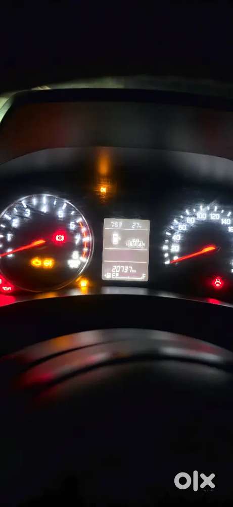 Maruti Suzuki Swift Zxi 2025
