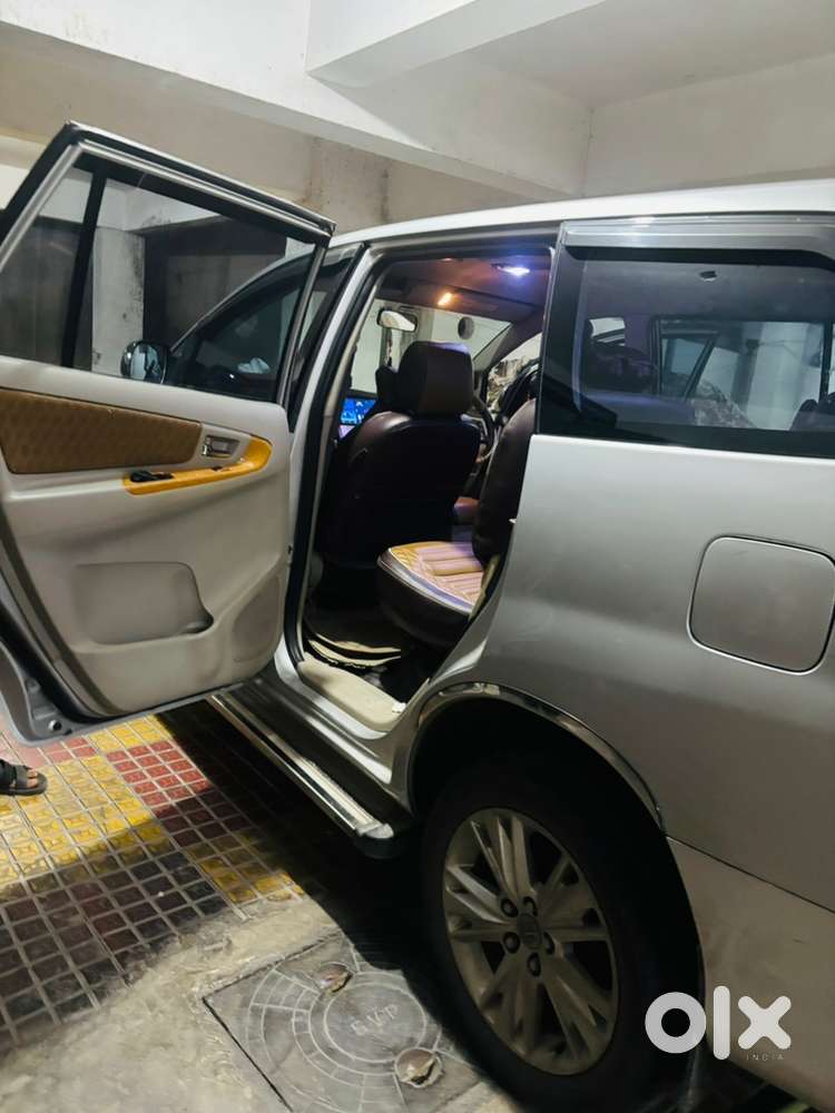 Toyota Innova 2010 Diesel 214000 Km Driven
