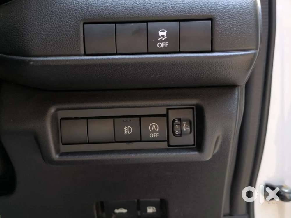 Maruti Suzuki Swift, 2025, Petrol