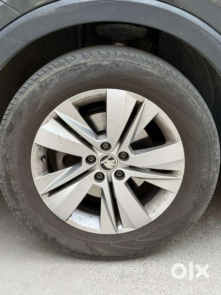 Skoda Kushaq Onyx Edition 1.0 Tsi