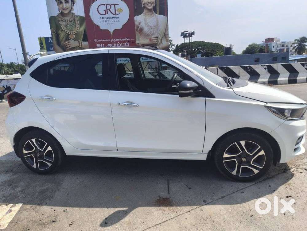 Tata Tiago Xza Plus Dual Tone, 2023, Petrol