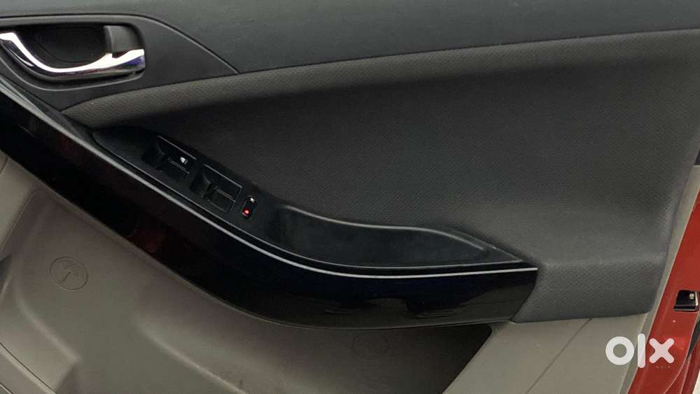 Tata Nexon 1.2 Revotron Xza Plus, 2019, Petrol