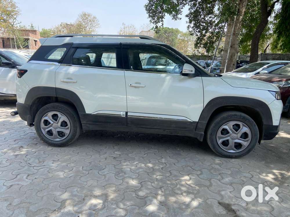 Maruti Suzuki Brezza 1.5 Vxi Cng, 2024, Cng & Hybrids