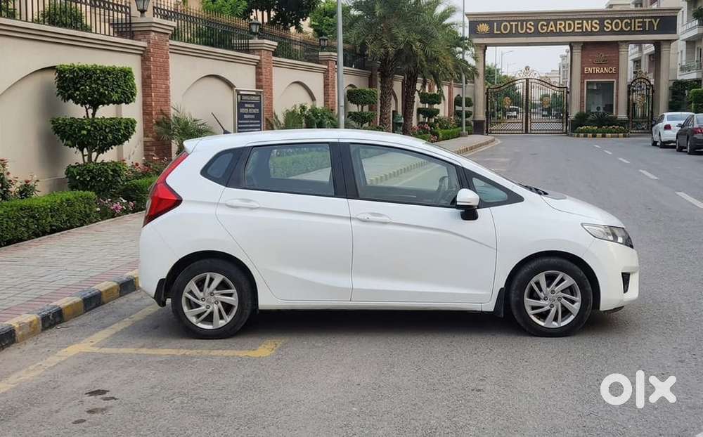 Honda Jazz 2015 Automatic Family Car