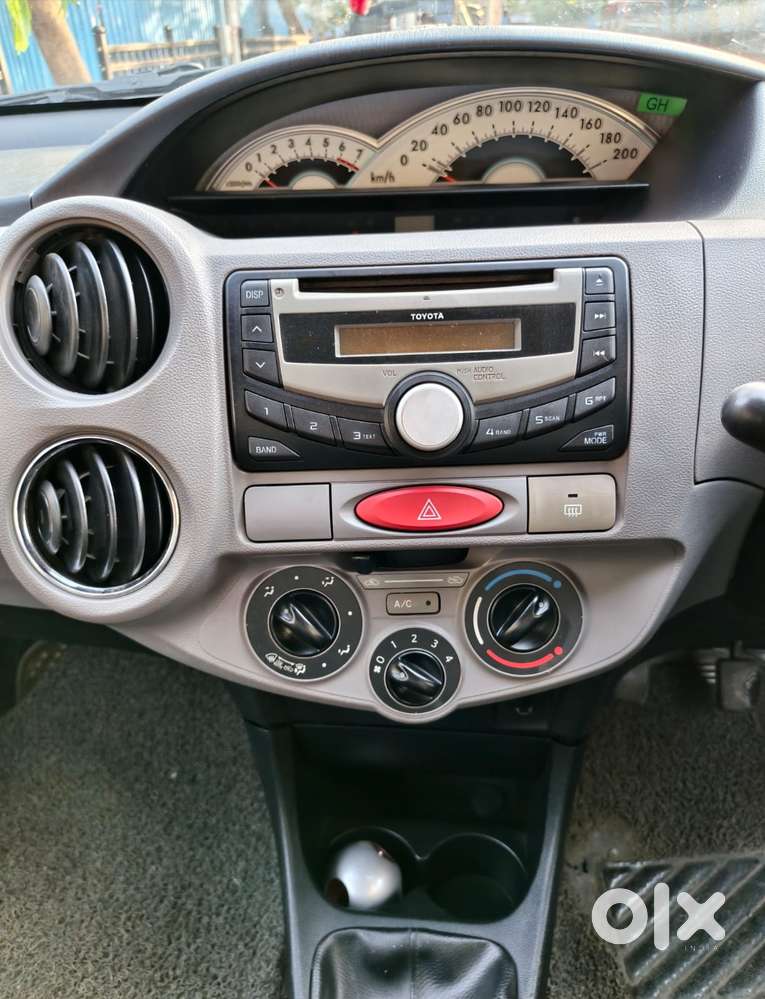 Toyota Etios 2010-2012 V, 2011, Petrol