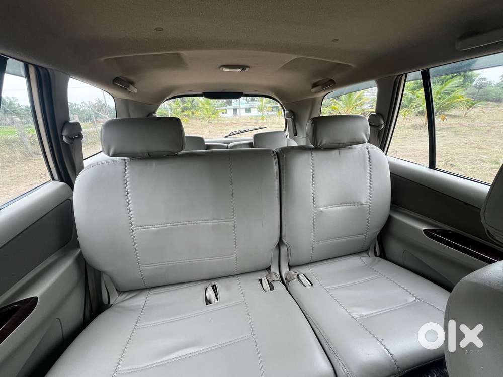 Toyota Innova 2.0 Vx 8 Seater Bs Iv, 2014, Diesel