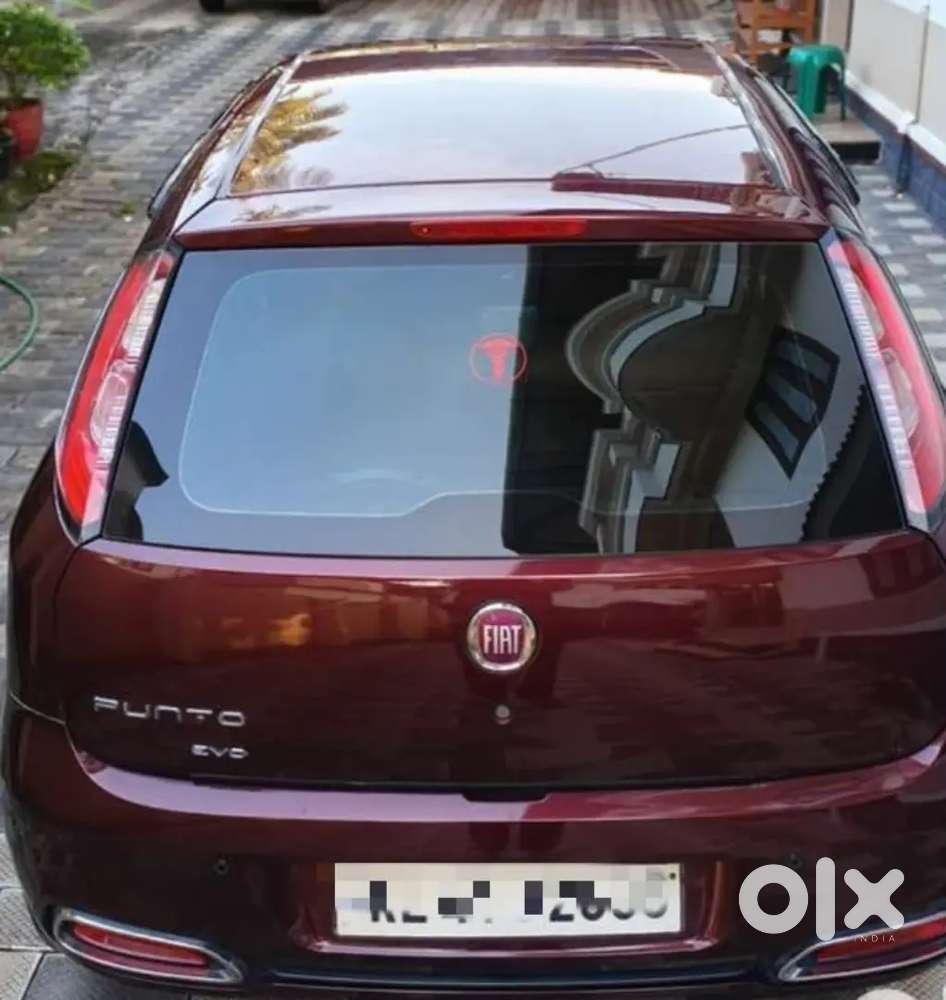 Fiat Punto Evo 2014 Petrol 55000 Km Driven Mp04bhopal