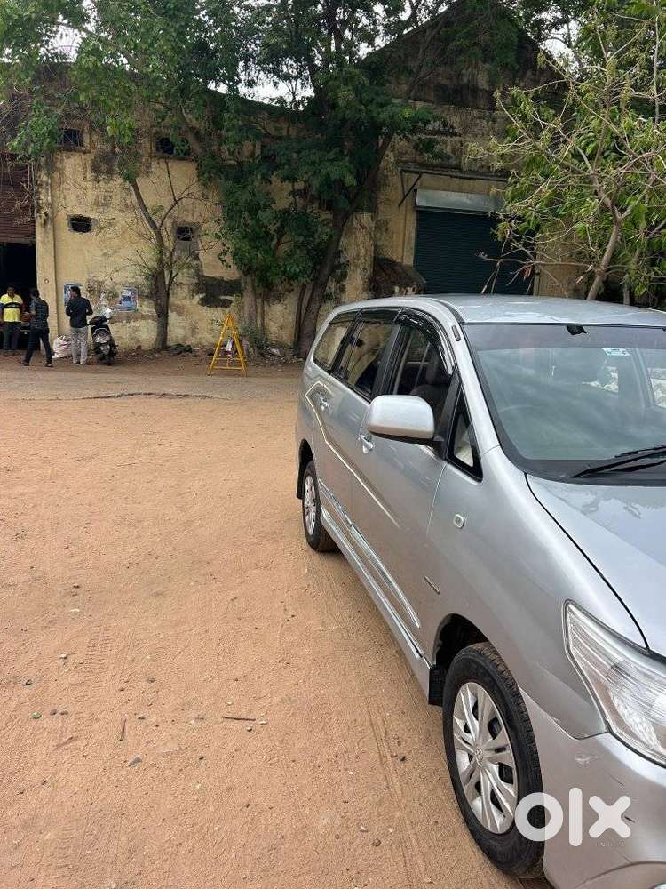 Toyota Innova 2.5 G (diesel) 8 Seater, 2015, Diesel