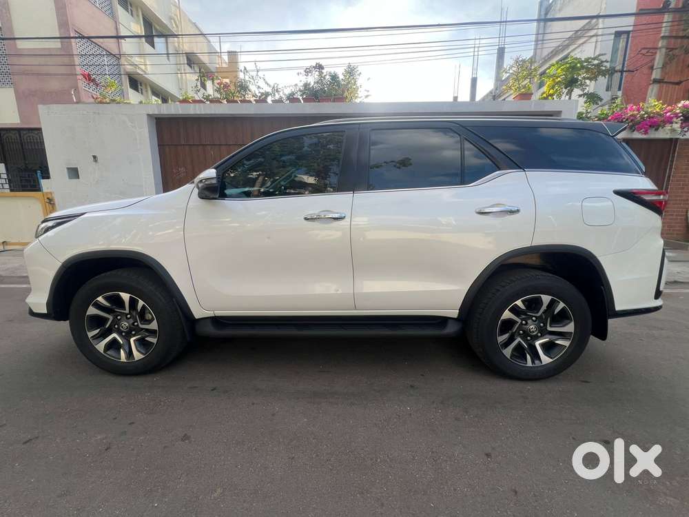 Toyota Fortuner Legender 4x2 At 2.8, 2023, Diesel
