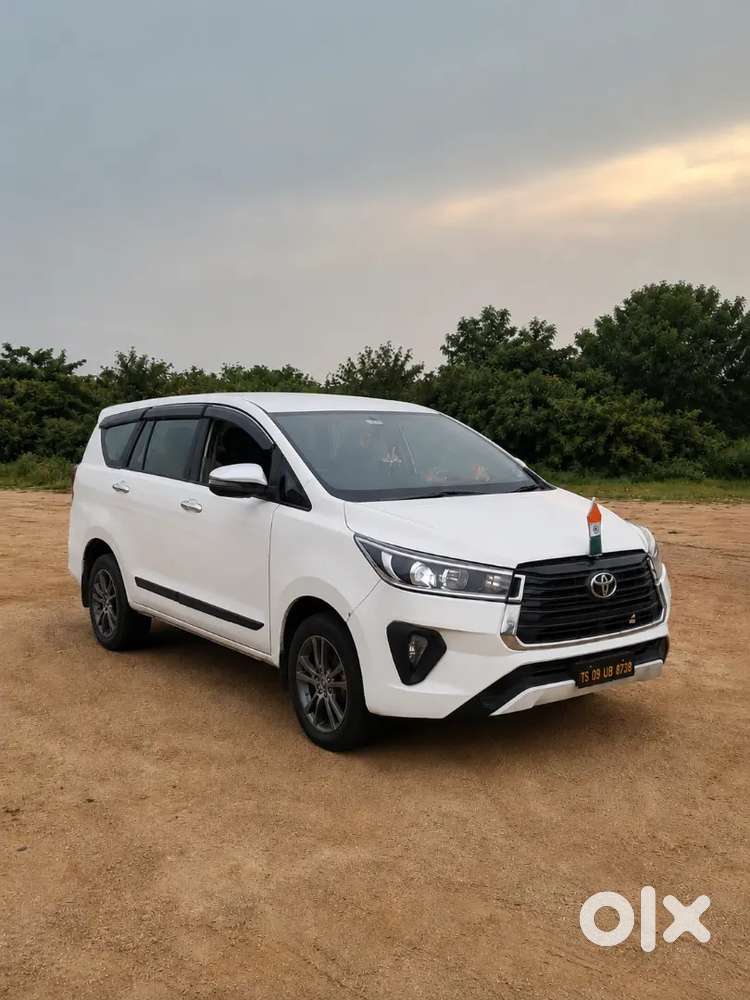 Toyota Innova Crysta 2018 Diesel Well Maintained