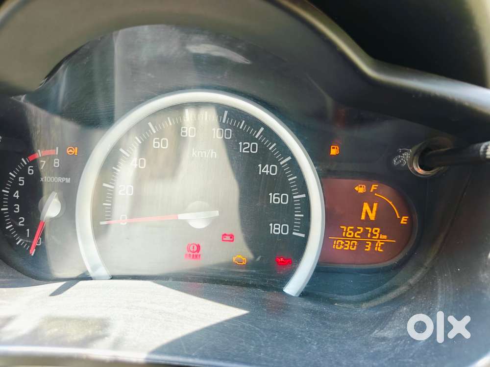Maruti Suzuki Celerio Zxi Amt, 2017, Petrol