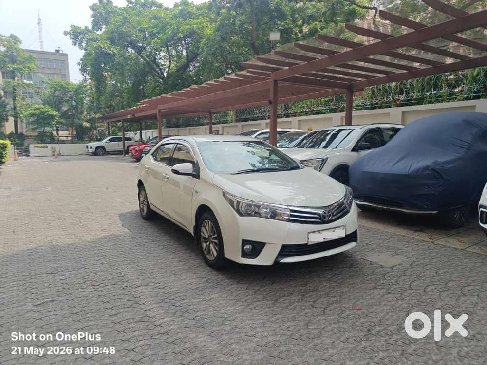 Toyota Altis 2016 Petrol