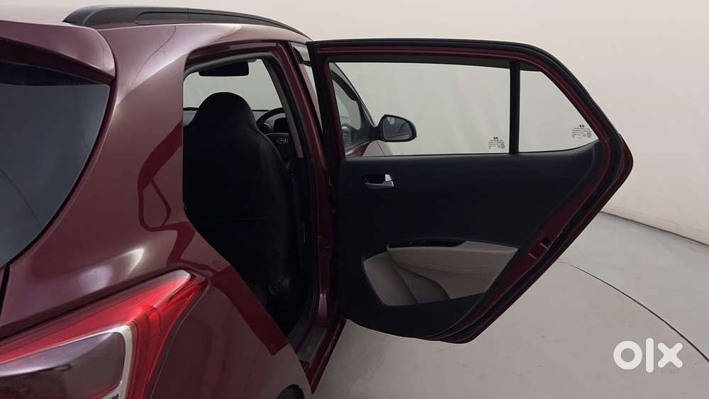Hyundai Grand I10 1.2 Kappa Vtvt Asta (o) At, 2016, Petrol