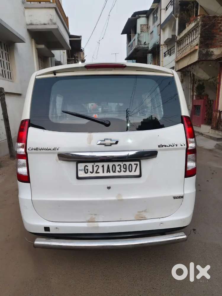 Chevrolet Enjoy 2015 Diesel 121000 Km Driven