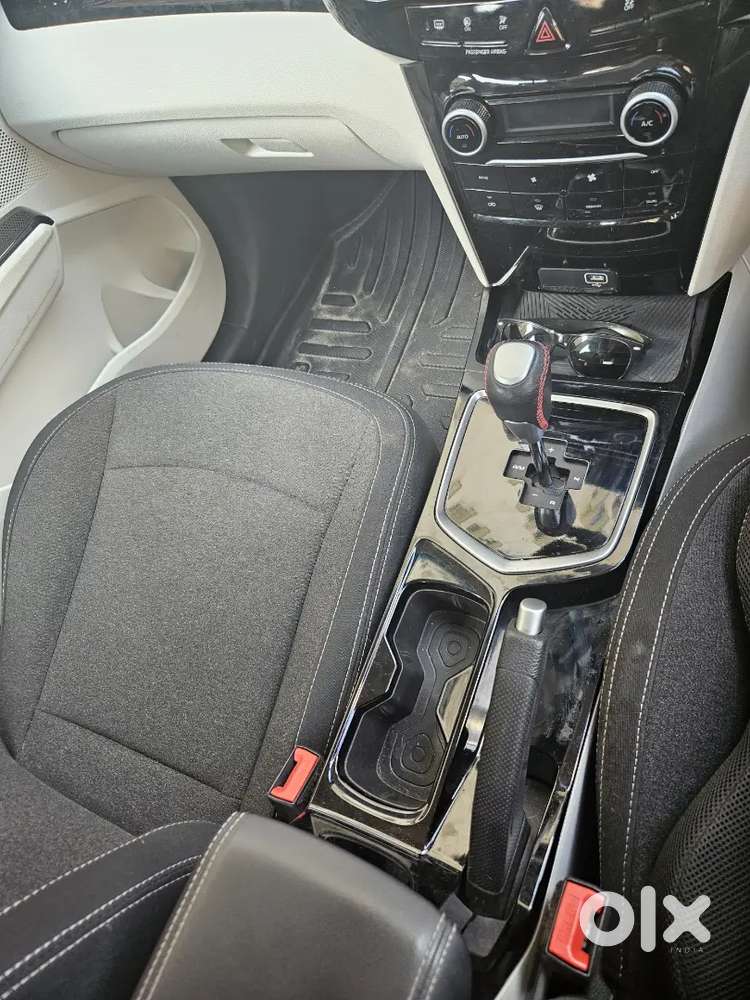 Mahindra Xuv 3xo Ax5 Automatic 2025  Diesel 22395 Km Driven