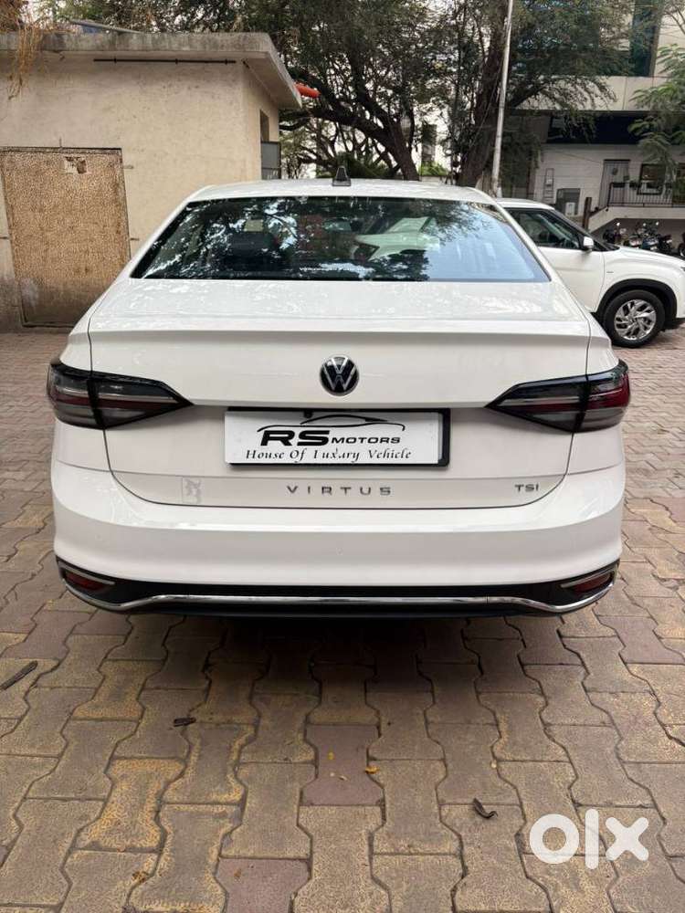Volkswagen Virtus 1.0 Topline Tsi At, 2023, Petrol