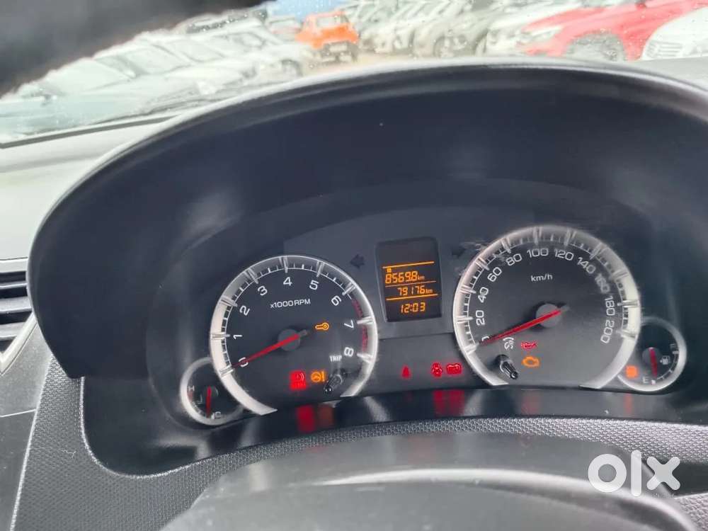 Maruti Suzuki Swift Vxi, 2015, Petrol