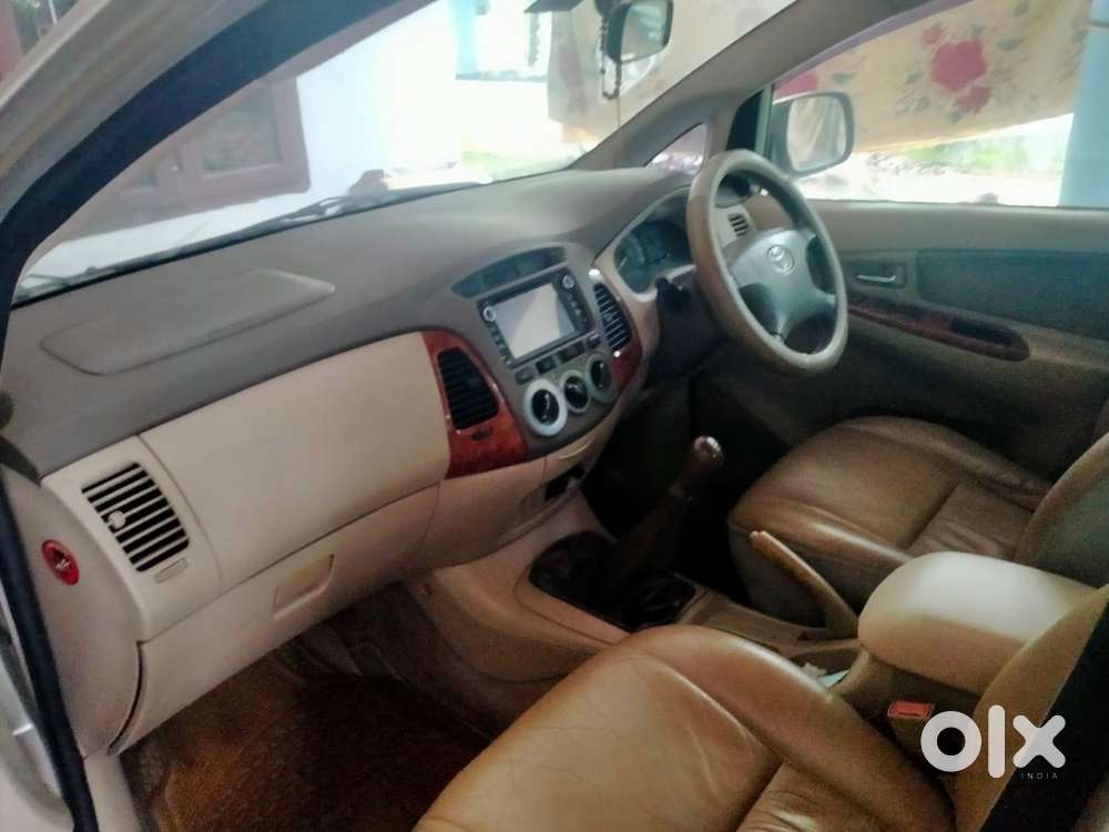 Toyota Innova 2008 Diesel Well Maintained