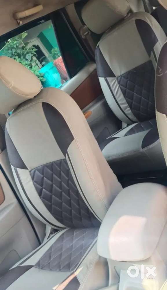 Toyota Innova 2010 Diesel 180000 Km Driven