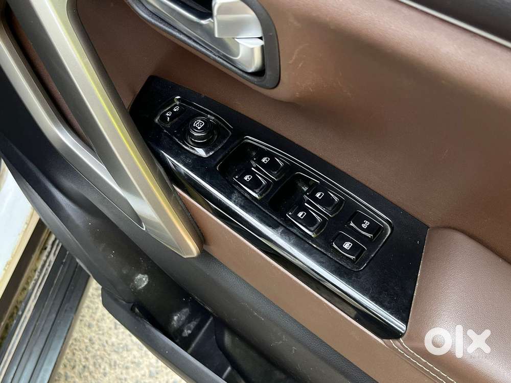 Mahindra Scorpio-n 2.2 Z8 L Diesel At 6 Str, 2024, Diesel