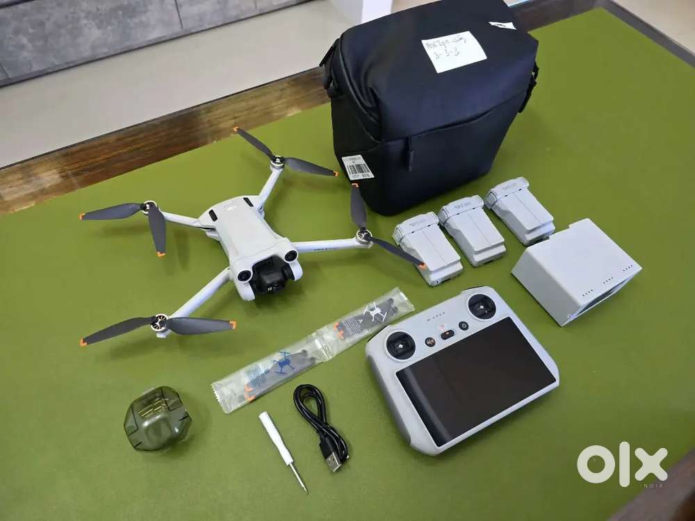 Drone DJI mini 4 pro fly more combo pack