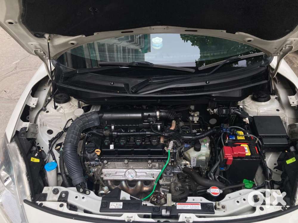 Maruti Suzuki Dzire 1.2 Vxi Amt, 2022, Petrol