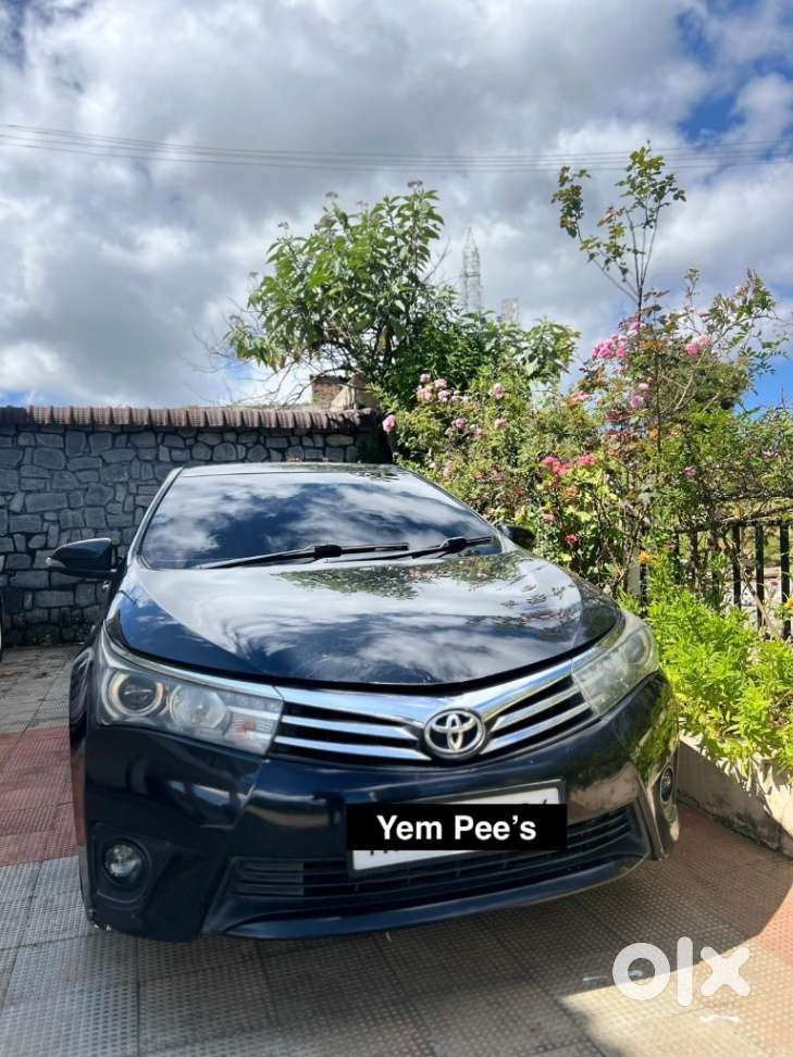 Toyota Corolla Altis 1.8 G, 2014, Petrol