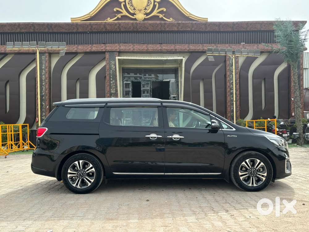 Kia Carnival Limousine Plus 7 Str, 2022, Diesel
