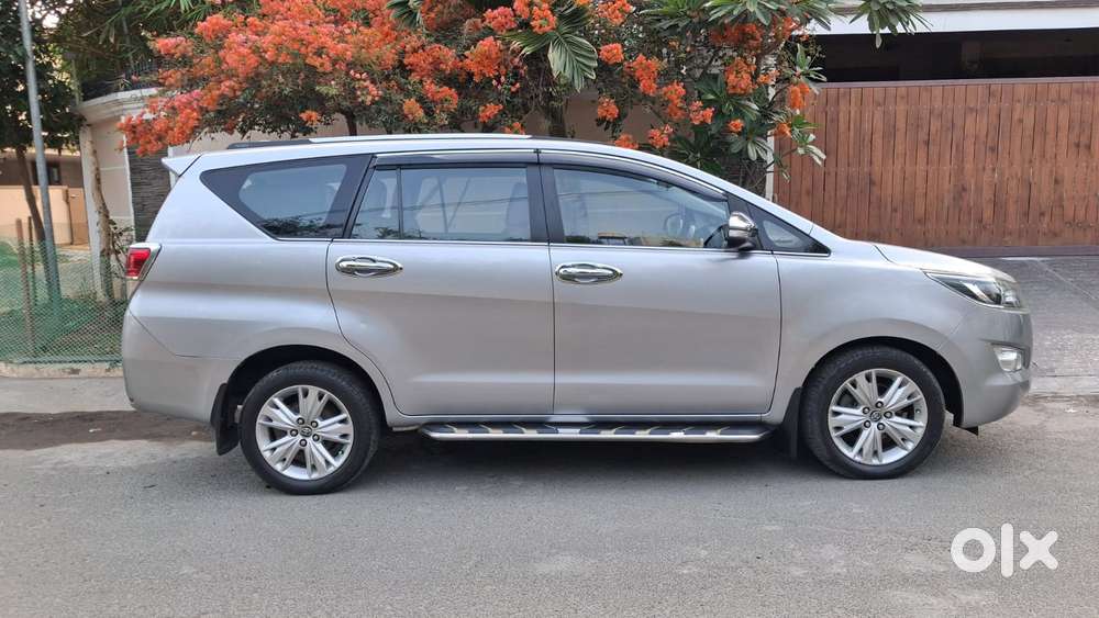 Toyota Innova Crysta 2.8 Z, 2016, Diesel